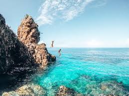 California's island escape™ we are open! Santa Catalina Island Providencia Colombia The Married Wanderers Catalina Island Island Pictures Santa Catalina Island