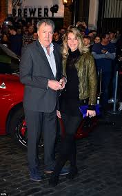 Jeremy clarkson and his girlfriend lisa hogan were spotted passionately kissing in the street following dinner at tamarin indian restaurant in mayfair on wednesday. Jeremy Clarkson 58 Is Loved Up With Girlfriend Lisa Hogan 46 At The Grand