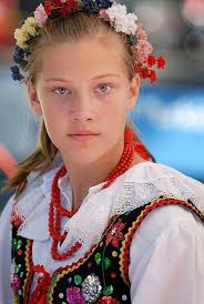 Polish Girl In Traditional Costume I Wore One Very Much Like This When I Was About 8 Years Old Polish Traditional Costume Polish Clothing Traditional Dresses