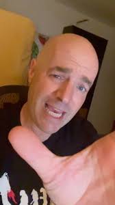 ¿Quién dijo que la segundas partes no son buenas? Me crucé con este mundial  y no podía no grabar lo que mis ojos veían.