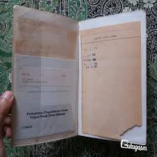 Selain itu, tanaman ini juga mampu mengobati ejakulasi dini, kanker dan sifilis. Enggang Lalu Ranting Patah Harper Lee Books Stationery Books On Carousell
