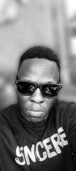 We have so many pictures taken of us. The one thing that is always common  are the adjustments made to make sure Drake is in the picture. Heaven  forbid if a guest