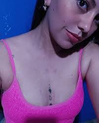 Karen Toledo's Instagram, Twitter & Facebook