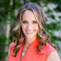 Carly Glova, Commercial Real Estate Recruiter