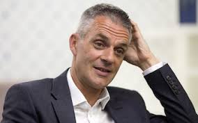 Gold plated Maserati supercar with learner plates given parking ticket