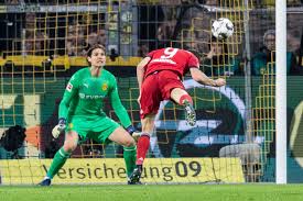 Good afternoon and welcome to the live updates for borussia dortmund vs bayern munich! Match Awards For Bayern Munich S 3 2 Loss At Borussia Dortmund Bavarian Football Works