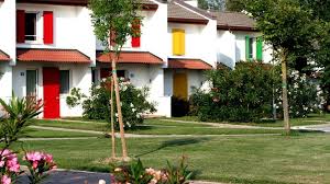 Le camping marelago 3 étoiles se trouve à caorle en vénétie à 100 m d'une très grande plage (altanea). Centro Vacanze Pra Delle Torri Bungalow Caorle Italia Village Camping Caorle