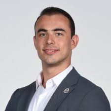 I am excited to announce that I am starting a new position as a summer  intern at Everest Corporate Finance! I am extremely grateful for this  learning experience, and specifically the guidance