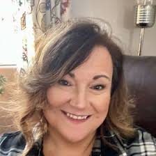 Lori Gallegos (mizpeach00)