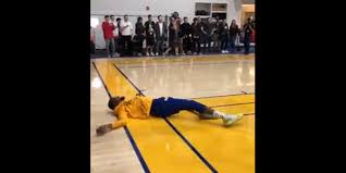 Cousins then talks trash in the locker room. Video Demarcus Cousins Dunked On Kevin Durant During A Game Of 1 On 1
