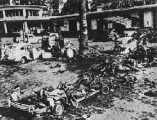 En esta oportunidad logró colocar a todo color imágenes del intento de asesinado a. 16 De Junio De 1955 Bombardeo De Plaza De Mayo