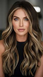 Eva Rowan (EvaRowan)