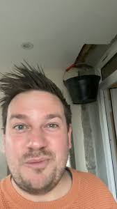 What is the most Cornish way to describe heavy rain?, Lashing down?, Enting  down?, Any more?