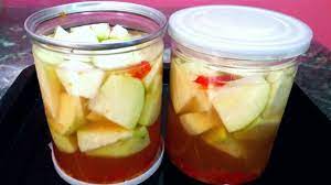 Kemudian disajikan dalam plastik bening. Asinan Buah Jambu Kristal Youtube