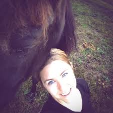 Amazon.com.au: Vanessa Bee: books, biography, latest update