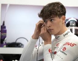 It's Formula V-aracins at Indianapolis Runoffs