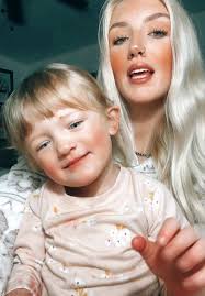 Lakelyn Cut Her Bangs Off