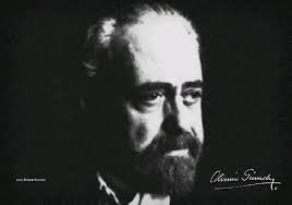 No sé, me importa un pito que las mujeres tengan los senos como magnolias o  como pasas de higo; un cutis de durazno o de papel de lija. Le doy una  importancia