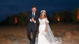 Las románticas fotos de Pablo López y Laura Rubio tras su segunda boda en  Cádiz | Europa FM