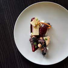 Fine dining chocolate macaron truffles fine dining desserts culinary arts lollipop chocolate baking and pastry wedding appetizers. David Vidal On Instagram White Chocolate And Blackberry Pastry Pastrychef Patisserie Dessert Desse Fine Dining Desserts Chocolate Cookbook Creative Food