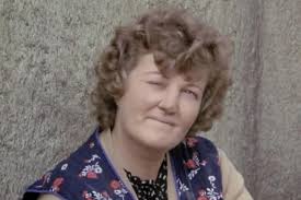 Morre Brenda Fricker, atriz de "Esqueceram de Mim 2" e vencedora do Oscar