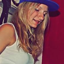 Stream Mone Klim music