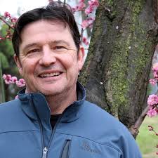 Gardening guru Tom Wyatt shares his famous fertilizer recipe to boost how  your garden grows.