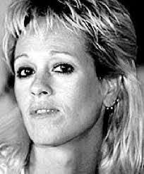 Doris Logsdon's Instagram, Twitter & Facebook