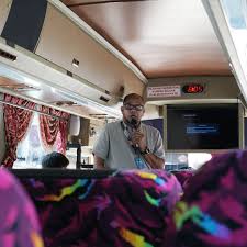 Tentang berbagai hal yang terkait dengan upaya memberantas kemiskinan. Menariknya Bercuti Di Baling Kedah Dusun Tok Wak Desa Sentosa Ben Ashaari