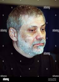 Warszawa, 29.03.2001. Edwin Black, autor ksi¹¿ki "IBM i holocaust",  przyjecha³ do Polski i spotka³ siê z dziennikarzami podczas konferencji  prasowej zorganizowanej w PAI w Warszawie. (mr) PAP/Piotr Rybarczyk Warsaw,  29.03.2001. Writer Edwid