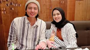 Hal itu diungkap olehnya dalam unggahan terbaru di instagram pada selasa(29/6/2021). Roger Danuarta Is Shocked That Cut Meyriska Duplicates His Whatsapp Netral News