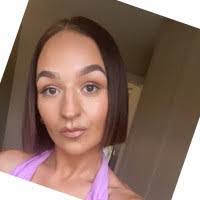 Jessica Torpey's Instagram, Twitter & Facebook