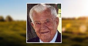 Doris Newcombe's Instagram, Twitter & Facebook