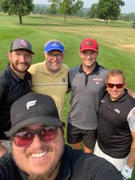 Chris Koletzky (@CoachKscooper)