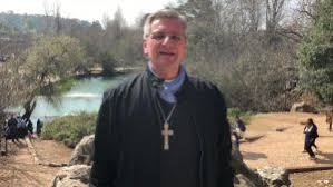 Erste konsequenz aus missbrauchsgutachten / kölner weihbischof dominikus schwaderlapp schwaderlapp ist eine art ziehsohn meisners, der ihm immer verantwortungsvollere positionen. Weihbischof Dominikus Schwaderlapp Domradio De Katholische Nachrichten