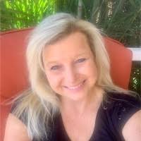 20+ "Abigail Hofer" profiles