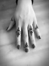 45 Latest Finger Mehndi Designs In 2020 Simple Henna Tattoo Henna Tattoo Hand Henna Tattoo Designs