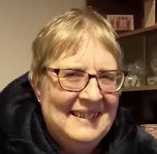 Is the lady who's presenting this new Nakerey used to present another item  many months ago?