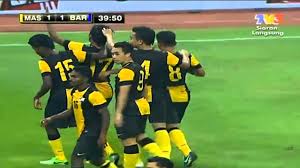 Bangkit mempertahankan bila maruah negara cuba diperlekehkan!! Malaysia Vs Fc Barcelona 2013 Youtube
