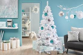 You may want to consider some of the most popular christmas decorations when you shop some favorites include, red and green, blue and silver, and gold and red. Christmas Tree Decorating Ideas For Every Style And Budget Loveproperty Com