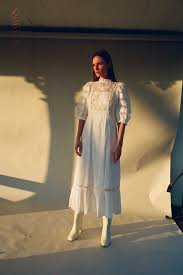 These 2020 fashion trends are still very much happening, and with the last four months of the year, why not liven up your wardrobe a bit? Pin On Style Inspiration 2020