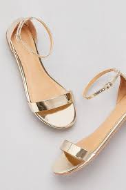 Camel crown camel crown have attracted numerous fans with their rich brand culture, and fashionable in europe and america. Dressy Gold Flat Sandals Off 78 Www Daralnahda Com