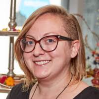 Katrina Leach's Instagram, Twitter & Facebook