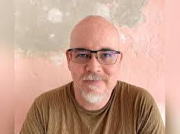 Kim Ruffin's Instagram, Twitter & Facebook