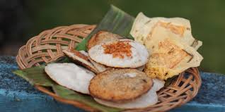 Скачать бесплатно mp3 resep serabi tepung beras surabi soerabi sambareh apem selong khas padang pariaman sumatera barat. Bedanya Serabi Solo Dan Serabi Bandung Lihat Alat Masaknya
