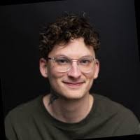 Peter Gensler's Instagram, Twitter & Facebook