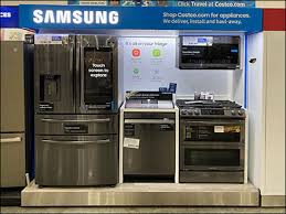 Small kitchen appliances small kitchen appliances. Samsung Kitchen Outfitting Display Fixtures Close Up