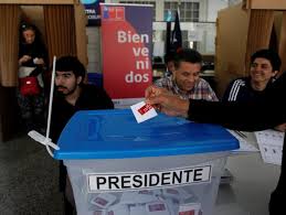 Jun 22, 2021 · en la lista apruebo dignidad, daniel jadue asoma como uno de los precandidatos presidenciales más fuertes, ya que, con miras a las elecciones generales, las encuestas anticipan que la intención. Avanza La Segunda Vuelta De Las Elecciones Presidenciales En Chile Internacional Portafolio
