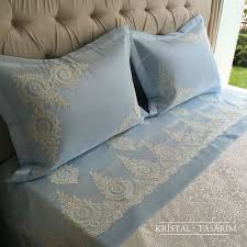 Fransiz Dantelli Pike Takimi Acik Mavi Yatak Mavi Yatak Ortusu Nevresim Takimlari