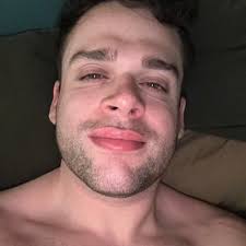 Kelsi Johnson (@kelswj)